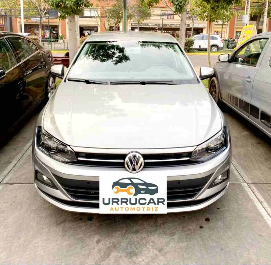 Volkswagen Polo Comfortline 1.6 AT